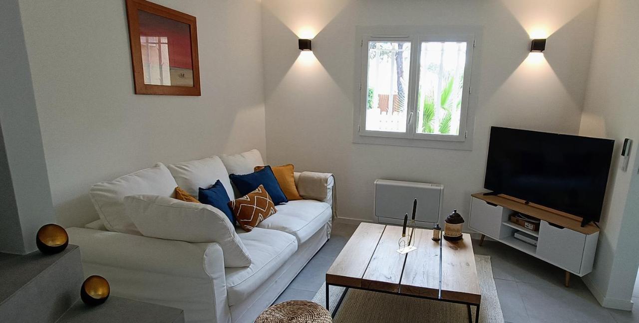 Belle Maison Mitoyenne De Standing Frejus Luaran gambar