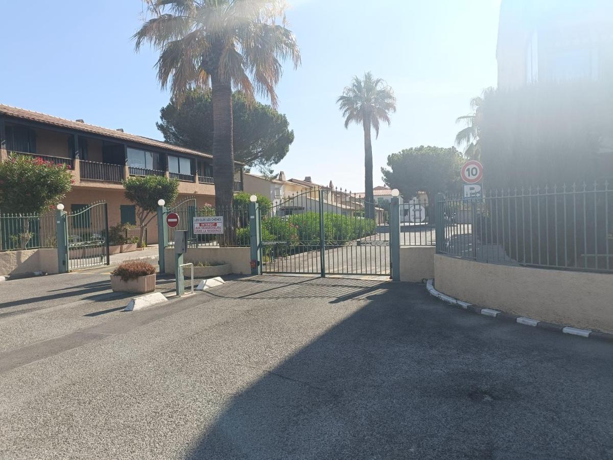 Belle Maison Mitoyenne De Standing Frejus Luaran gambar
